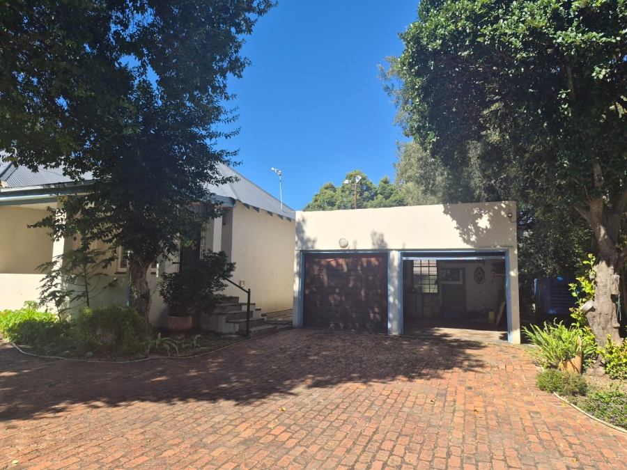 Commercial Property for Sale in Hartbeespoort Rural North West